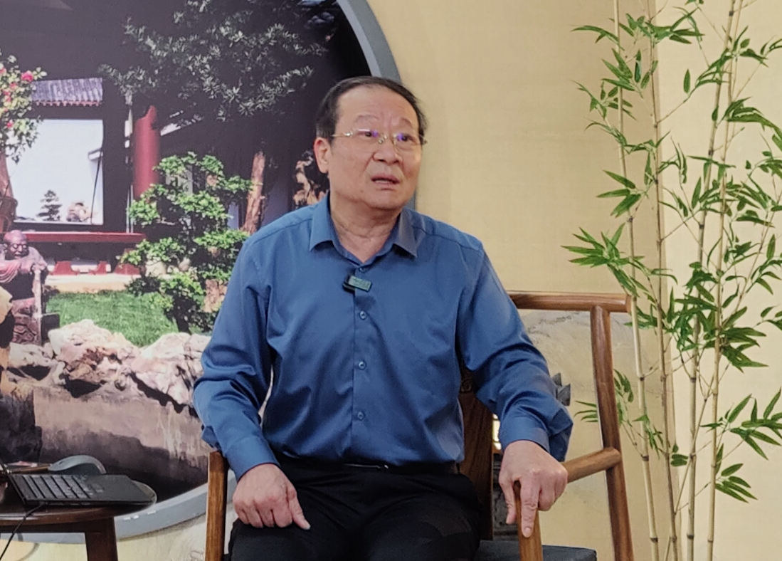 董平:以现实的情怀观照历史 以历史的情怀展望未来
